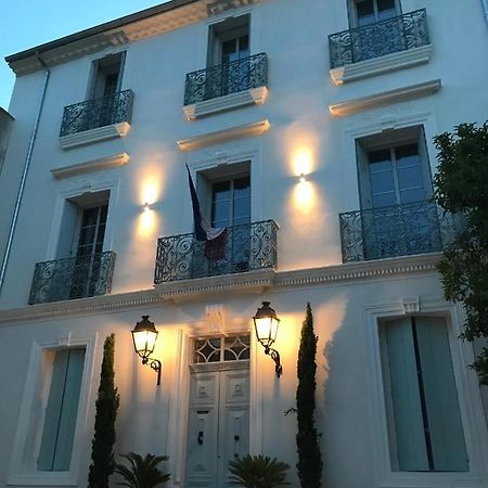 - LAZARE- Maison de maître , appartements de standing, proche du centre avec parking privatif gratuit Béziers Extérieur photo